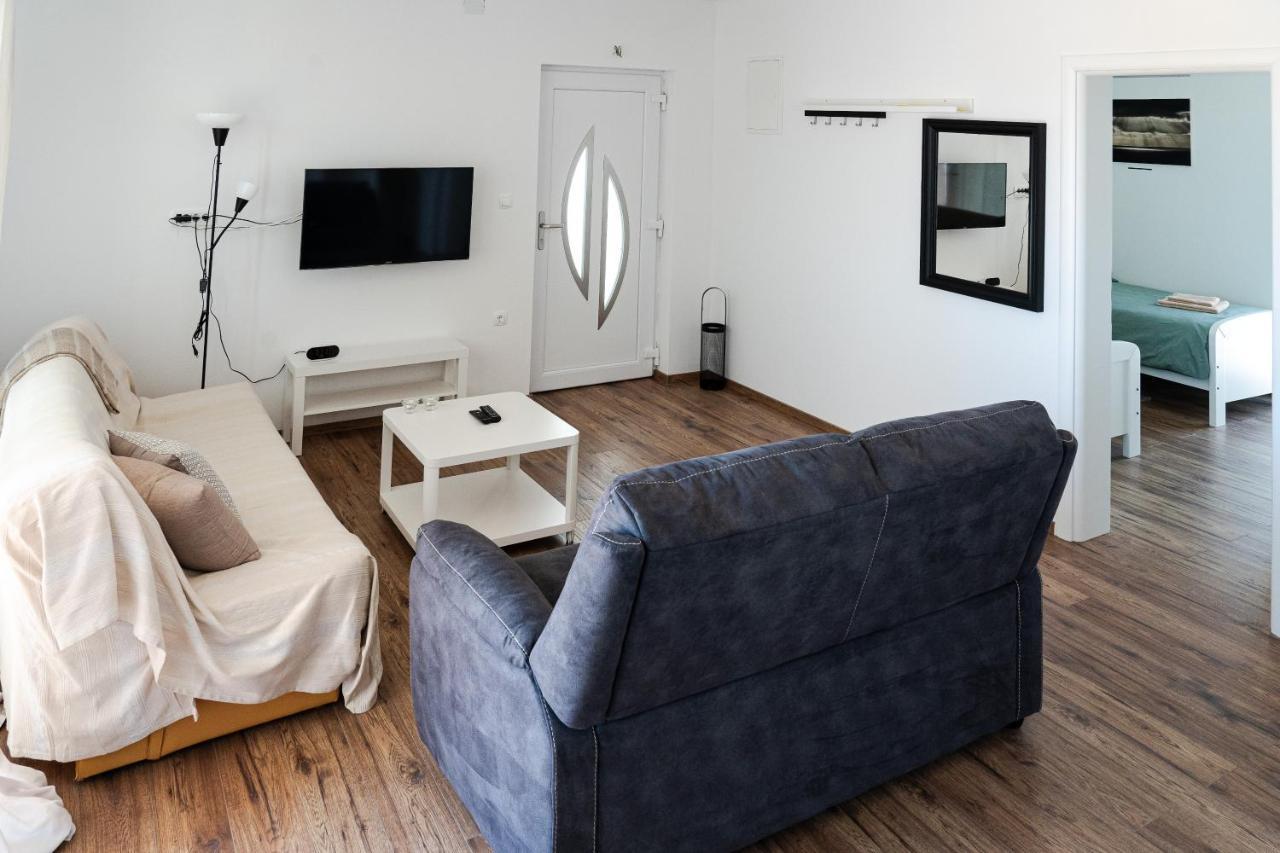 Station 22 - Brand New Apartment With A Terrace And Private Parking Вир Екстер'єр фото